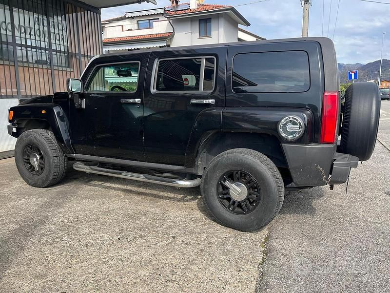 Usata Hummer H3 2007 Nero SUV