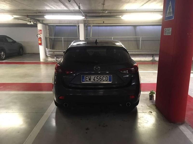 Usata Mazda 3 Exceed 150 CV (110 kW) 2014 Grigio Berlina