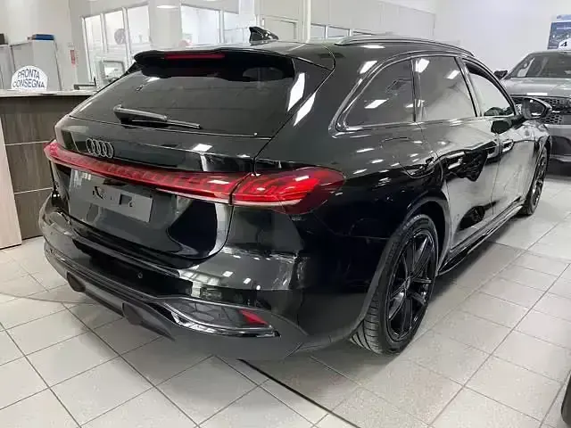 Nuova Audi A5 S-Line 204 CV (150 kW) 2025 Nero Station wagon