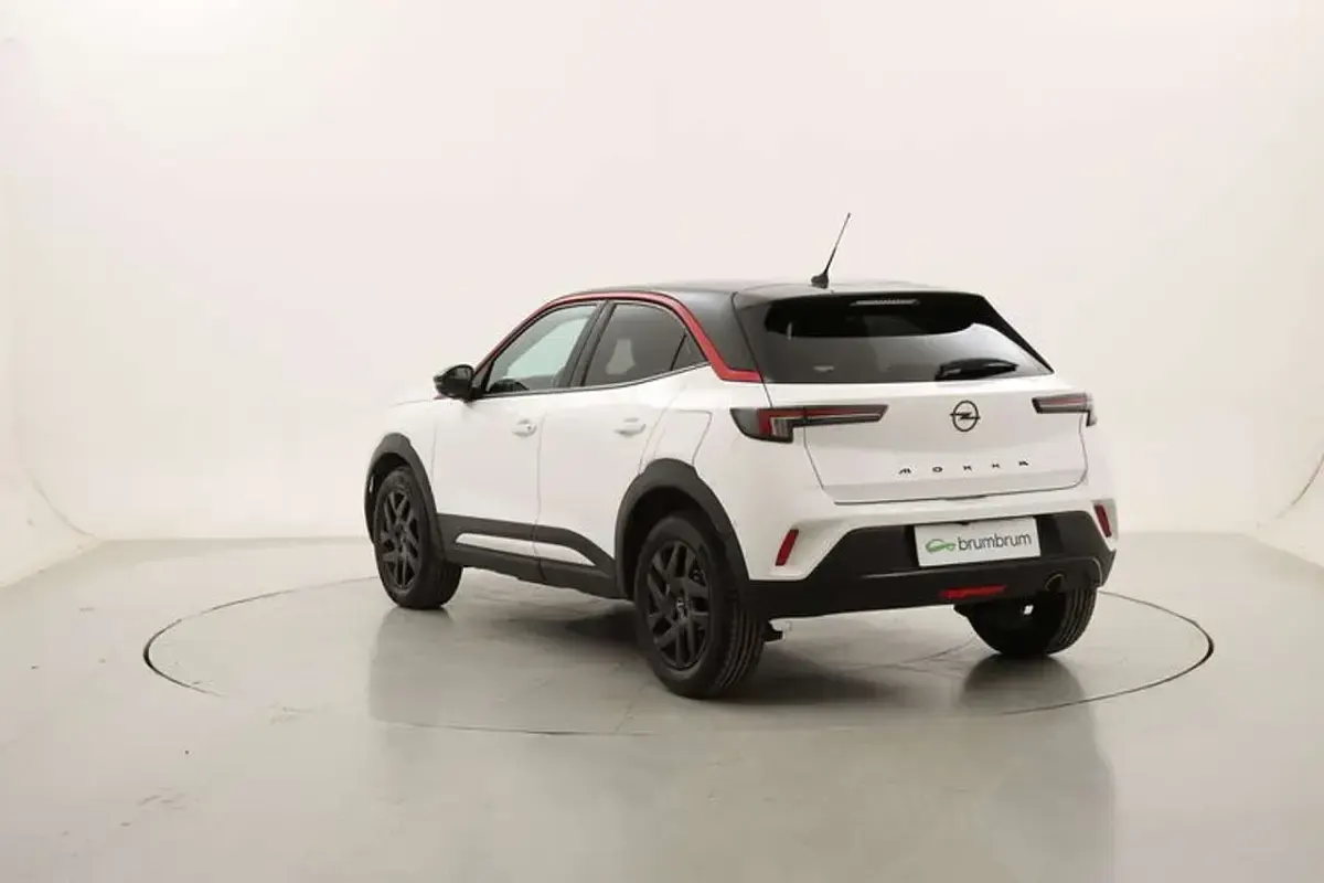 Usata Opel Mokka GS Line 110 CV (80 kW) 2021 Bianco SUV