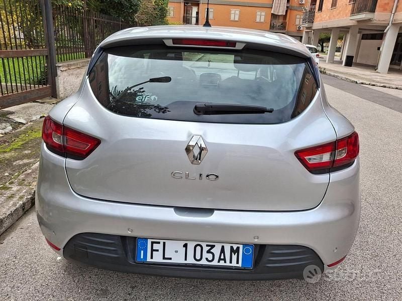 Usata Renault Clio IV 75 CV (55 kW) 2017 Grigio Berlina