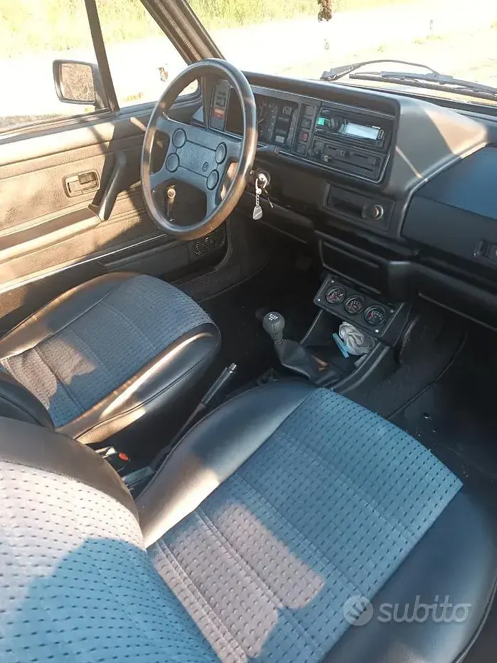 Usata VW Golf Cabriolet 50 CV (36 kW) 1982 Nero Cabrio