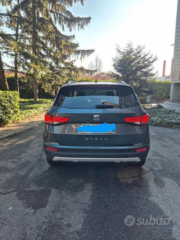 Usata Seat Ateca 115 CV (84 kW) 2018 Grigio SUV