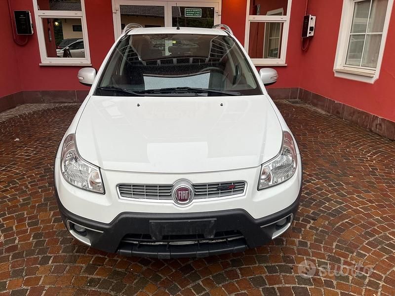 Usata Fiat Sedici 2012 Bianco SUV
