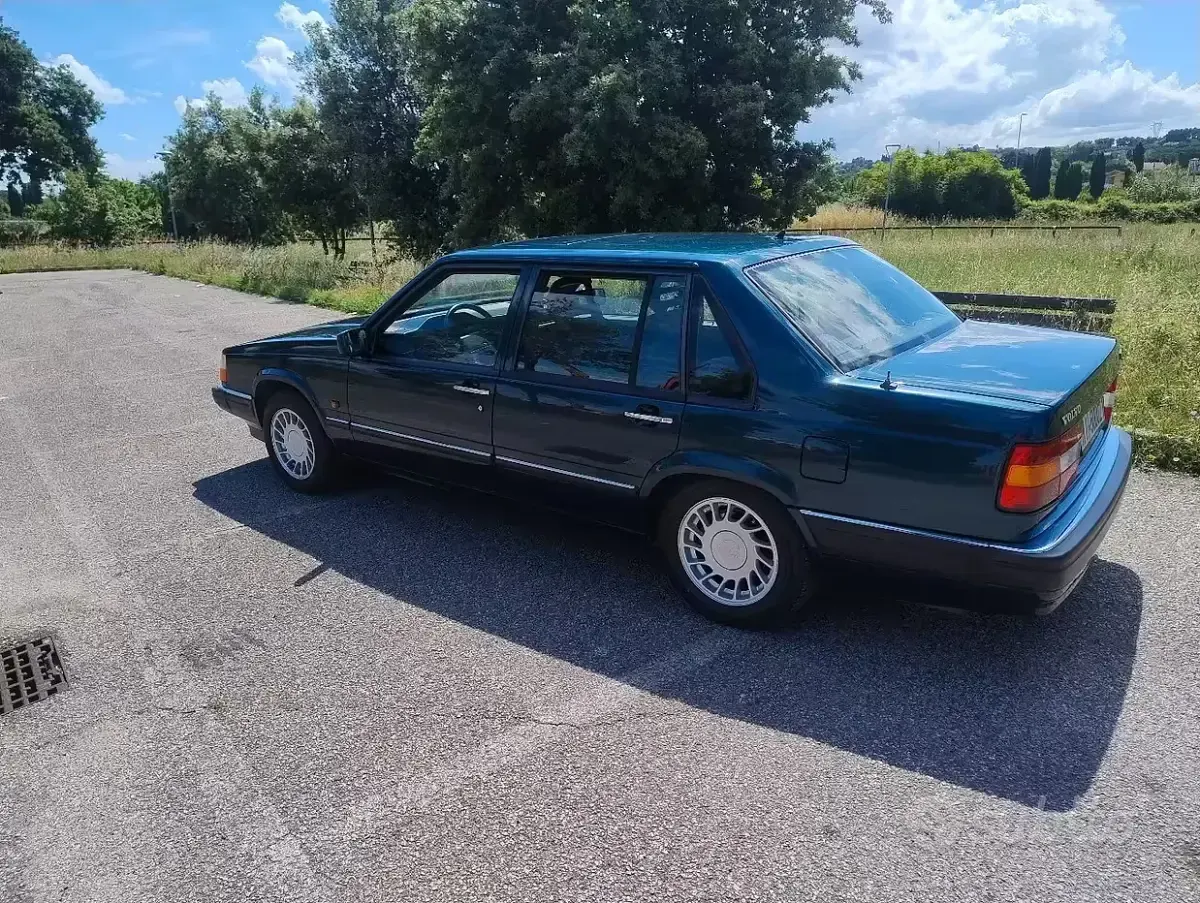 Usata Volvo 960 190 CV (139 kW) 1991 Verde Berlina