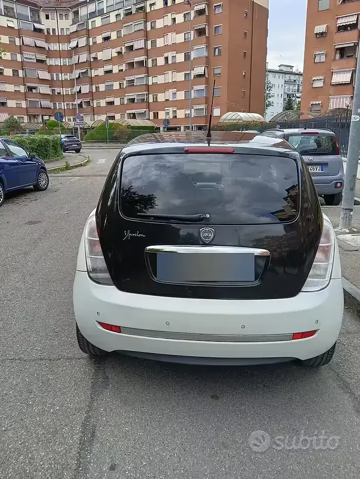 Usata Lancia Ypsilon 77 CV (56 kW) 2009 Bianco Utilitaria