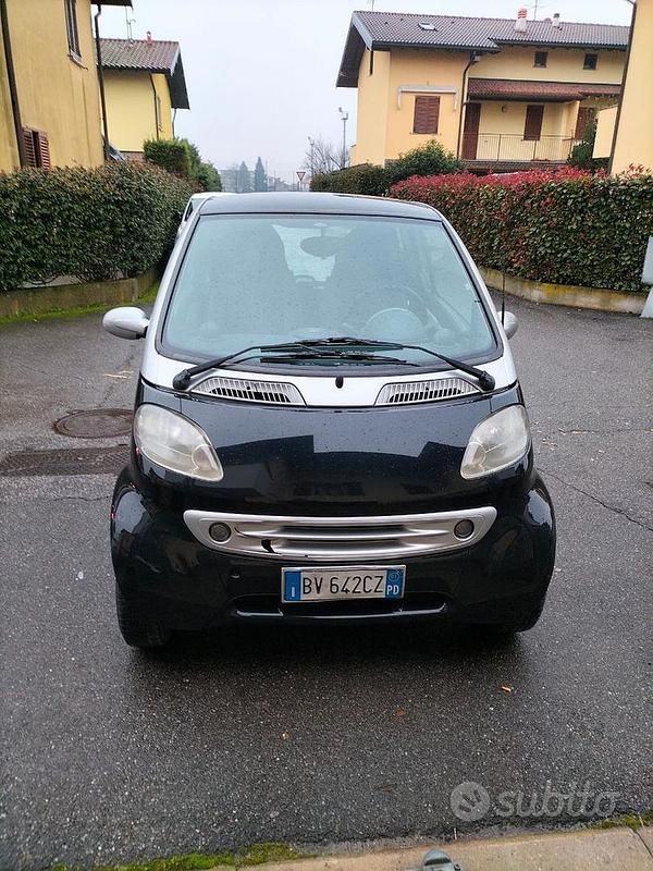 Usata 2001 Smart ForFour Due volumi | 600 € - Immagine 1/4