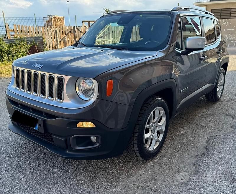 Usata Jeep Renegade Limited 120 CV (88 kW) 2016 Grigio SUV
