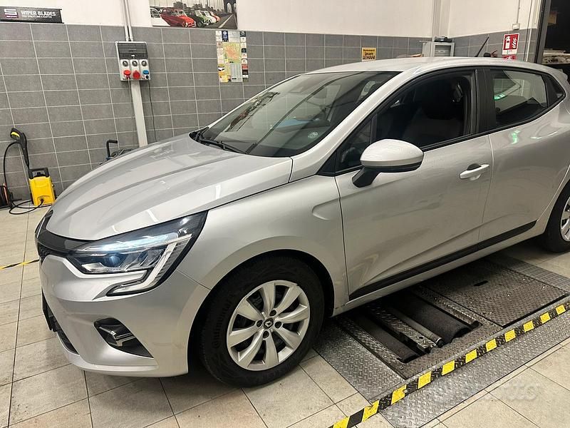 Usata Renault Clio V 85 CV (62 kW) 2021 Berlina