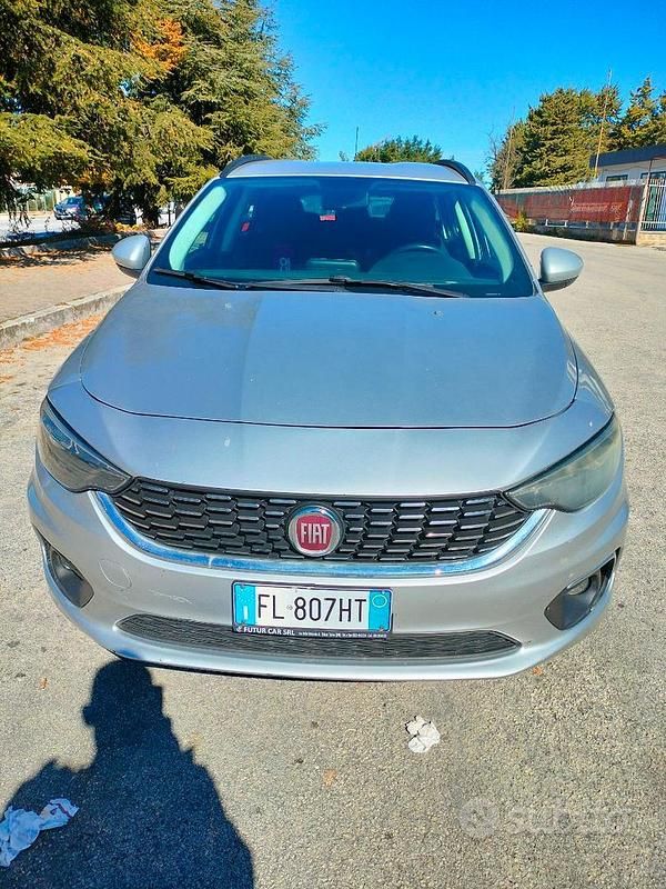 Usata Fiat Tipo Lounge 95 CV (69 kW) 2017 Argento Station wagon