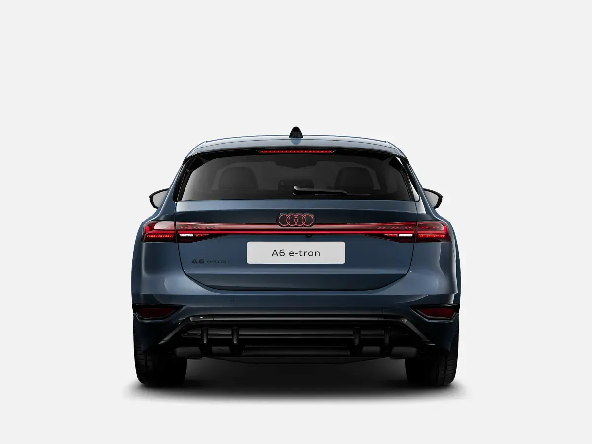 Nuova Audi A6 e-tron S-Line 269 kW (367 CV) 2026 Blu plasma metallizzato Station wagon