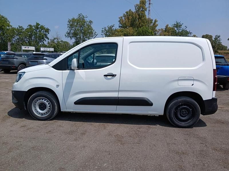 Usata Opel Combo Edition 102 CV (75 kW) 2020 Bianco Monovolume