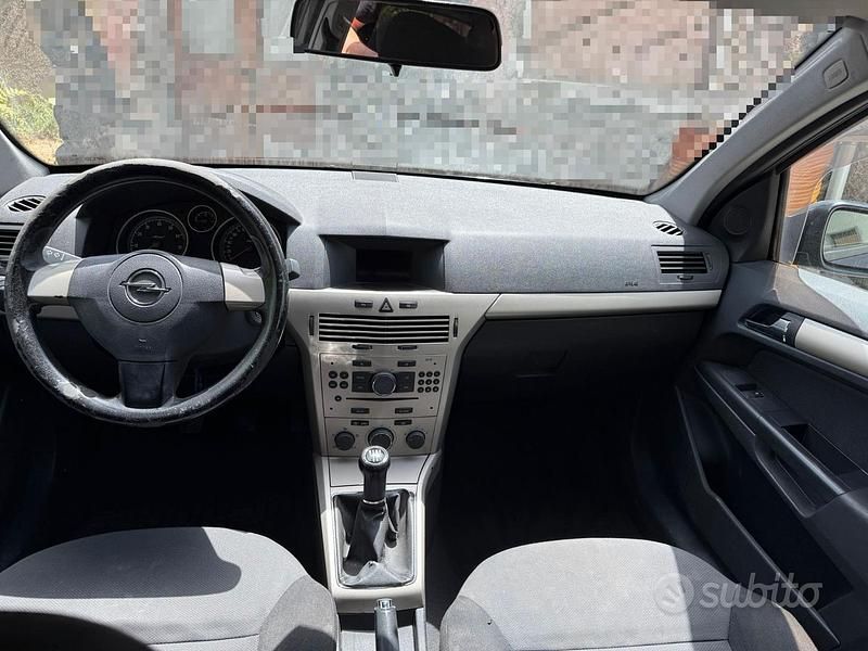 Usata Opel Astra 115 CV (84 kW) 2008 Blu Berlina