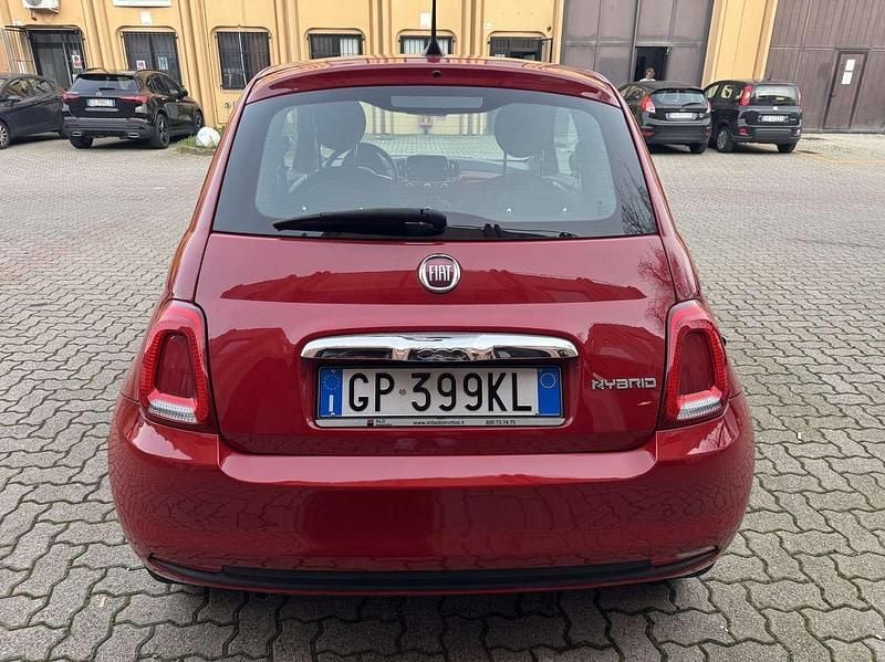 Usado Fiat 500 69 CV (50 kW) 2023 Rojo Utilitario