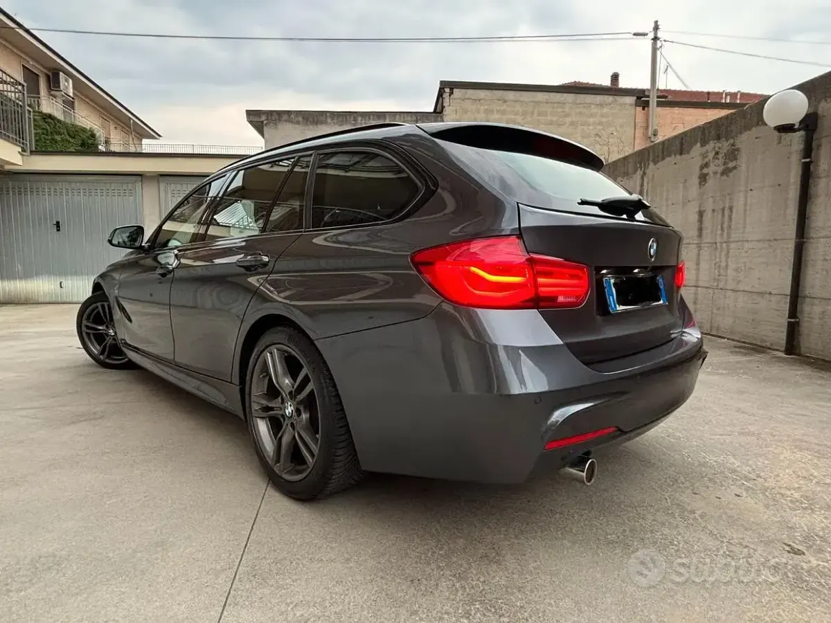 Usata BMW 318 Comfort Edition 150 CV (110 kW) 2016 Grigio Station wagon