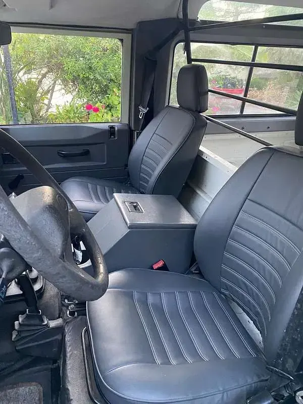 Usata Land Rover Defender 122 CV (89 kW) 2000 Bianco Station wagon