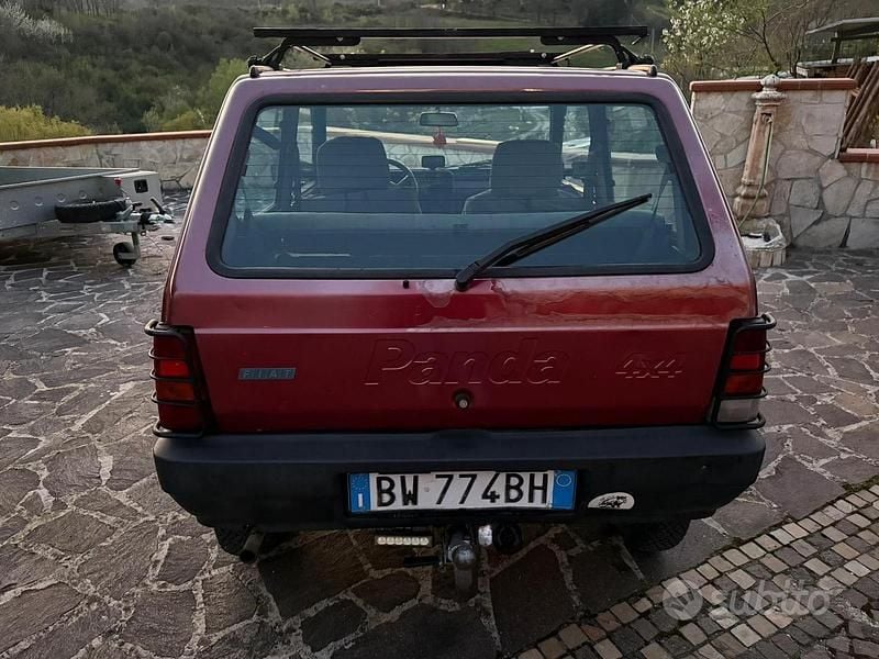 Usata Fiat Panda 4x4 54 CV (39 kW) 2002 Rosso Utilitaria