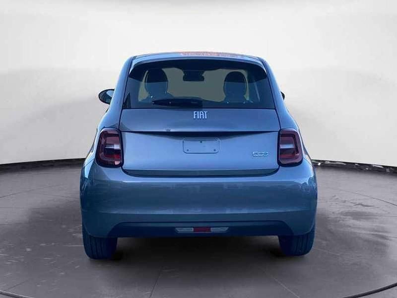 Usata Fiat 500e Action 2024 Mineral grey Berlina