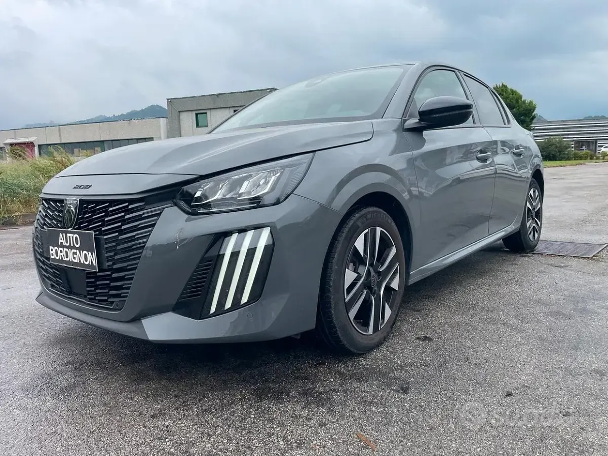 Brugt Peugeot 208 Allure 101 HK (74 kW) 2024 Grå Hatchback