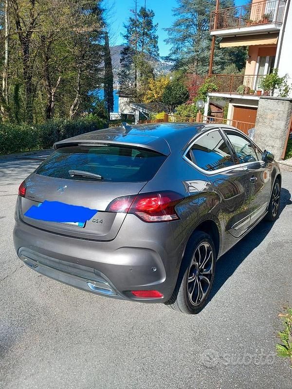 Usata DS Automobiles DS4 Crossback Sport Chic 120 CV (88 kW) 2016 Grigio SUV