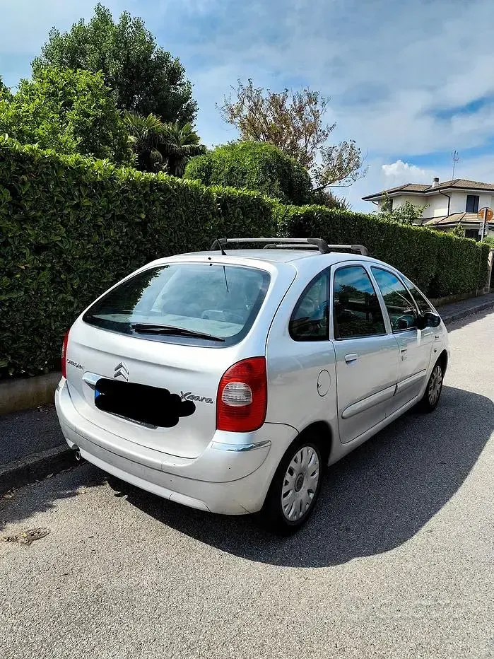 Usata Citroën Xsara 109 CV (80 kW) 2007 Grigio Monovolume