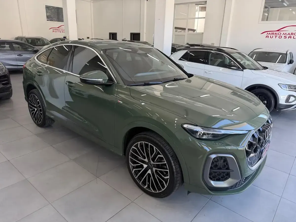 Nuova Audi Q5 Ambiente 203 CV (149 kW) 2026 Grigio SUV