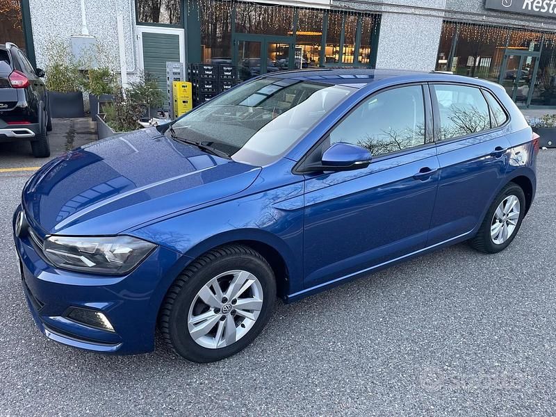 Usata VW Polo Comfortline 75 CV (55 kW) 2018 Blu Utilitaria