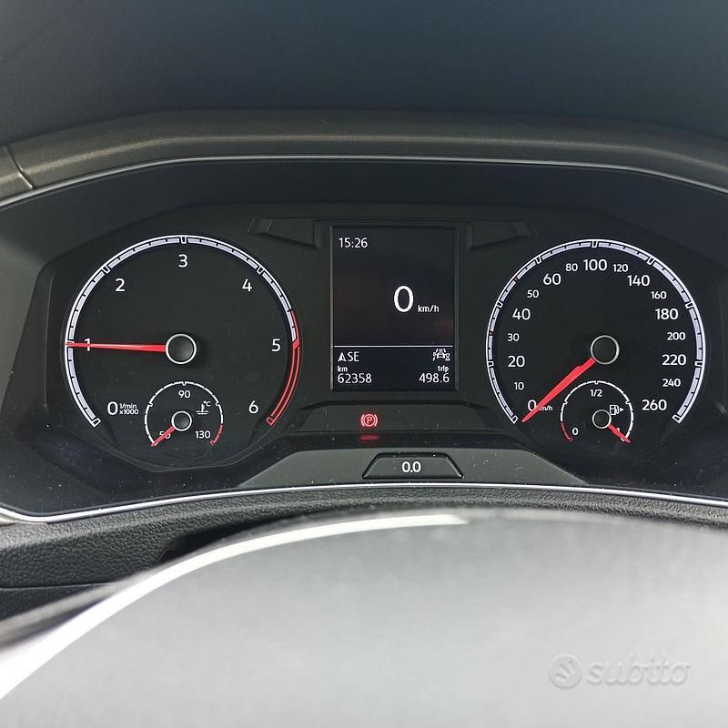 Usata VW T-Roc 116 CV (85 kW) 2021 Nero SUV