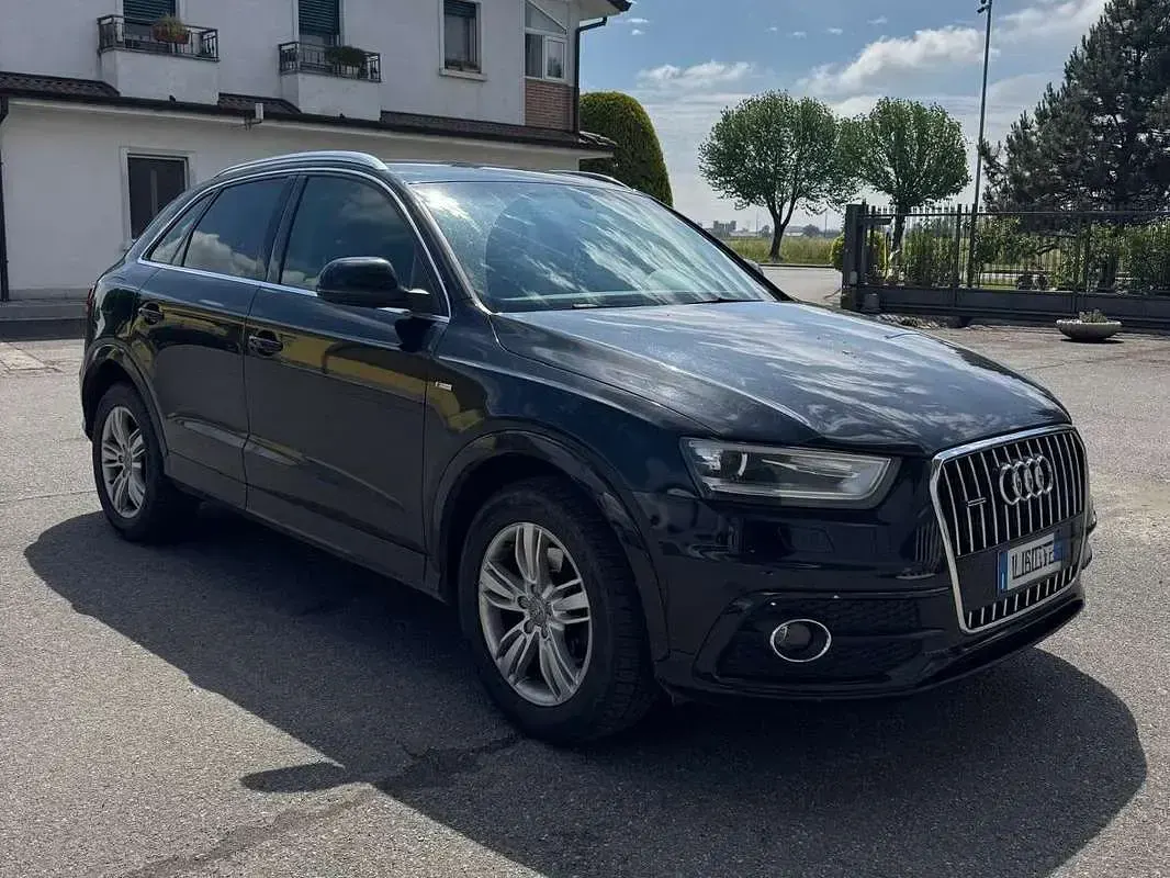 Usata Audi Q3 Advanced 177 CV (130 kW) 2012 Nero SUV