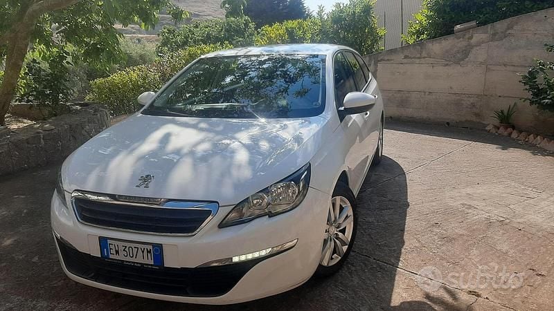 Bianco Usata 2014 Peugeot 308 SW Business-Line Station wagon | 6500 € - Immagine 1/4