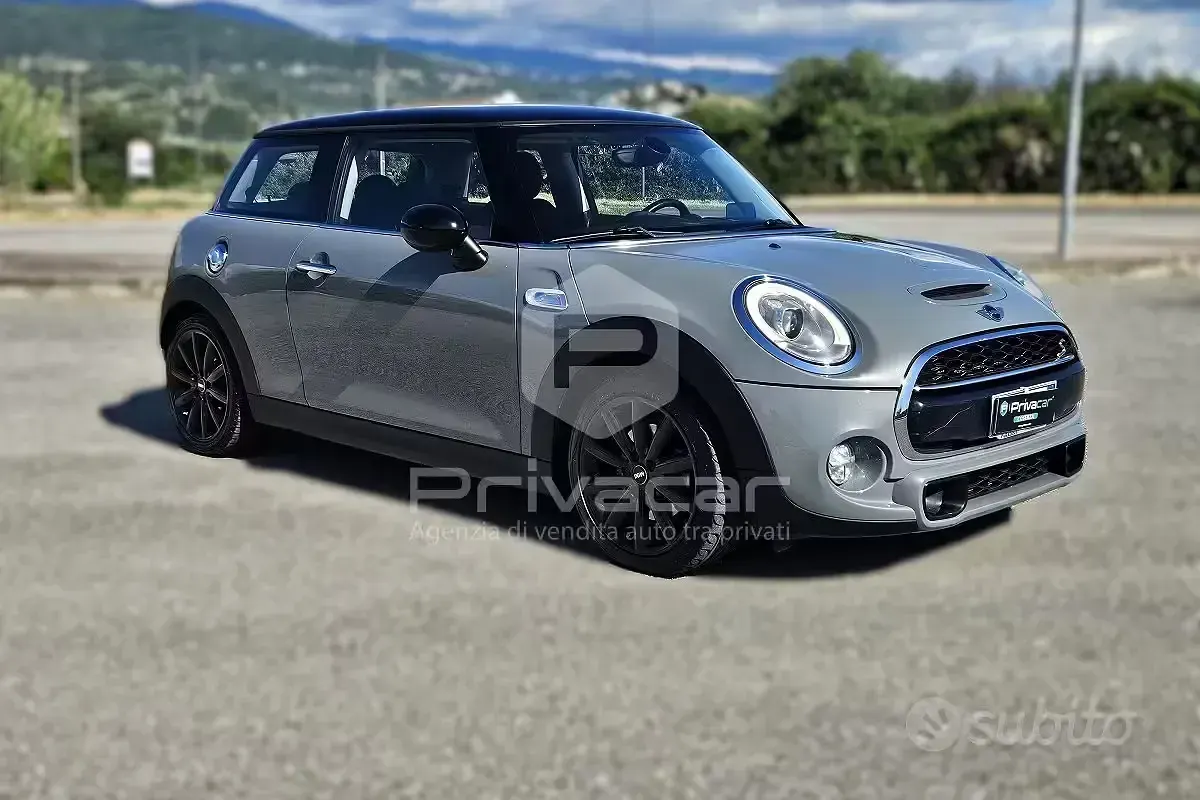 Usata Mini Cooper SD Hype 170 CV (125 kW) 2016 Grigio Utilitaria