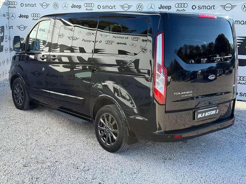 Usata Ford Tourneo Custom Titanium 131 CV (96 kW) 2022 Grigio Furgone