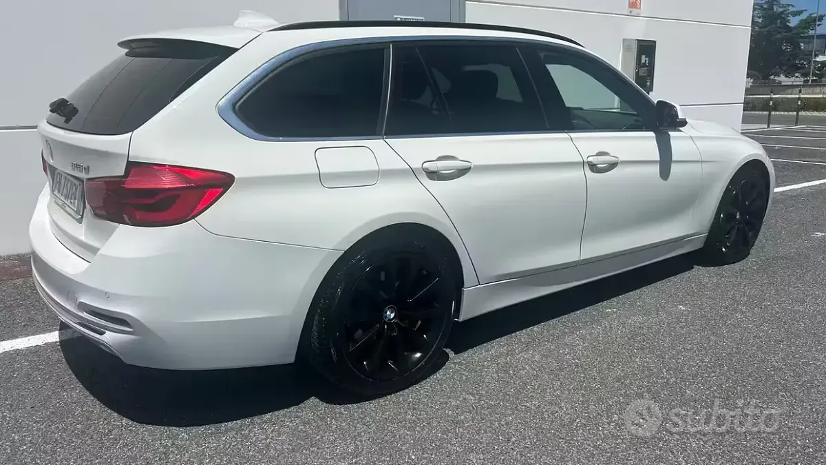 Usata BMW 316 Sport Line 116 CV (85 kW) 2019 Bianco Station wagon