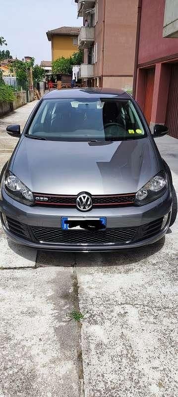 Usata VW Golf VII Comfortline 105 CV (77 kW) 2012 Berlina