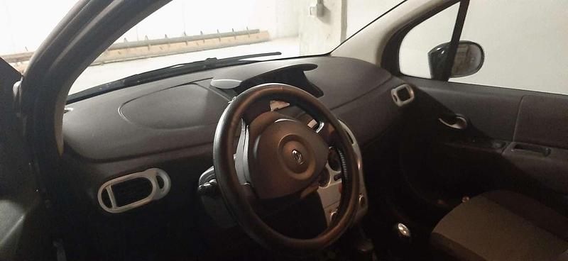 Usata Renault Modus Dynamique 75 CV (55 kW) 2008 Monovolume