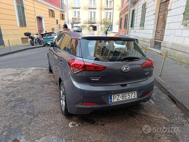 Usata Hyundai i20 75 CV (55 kW) 2017 Utilitaria