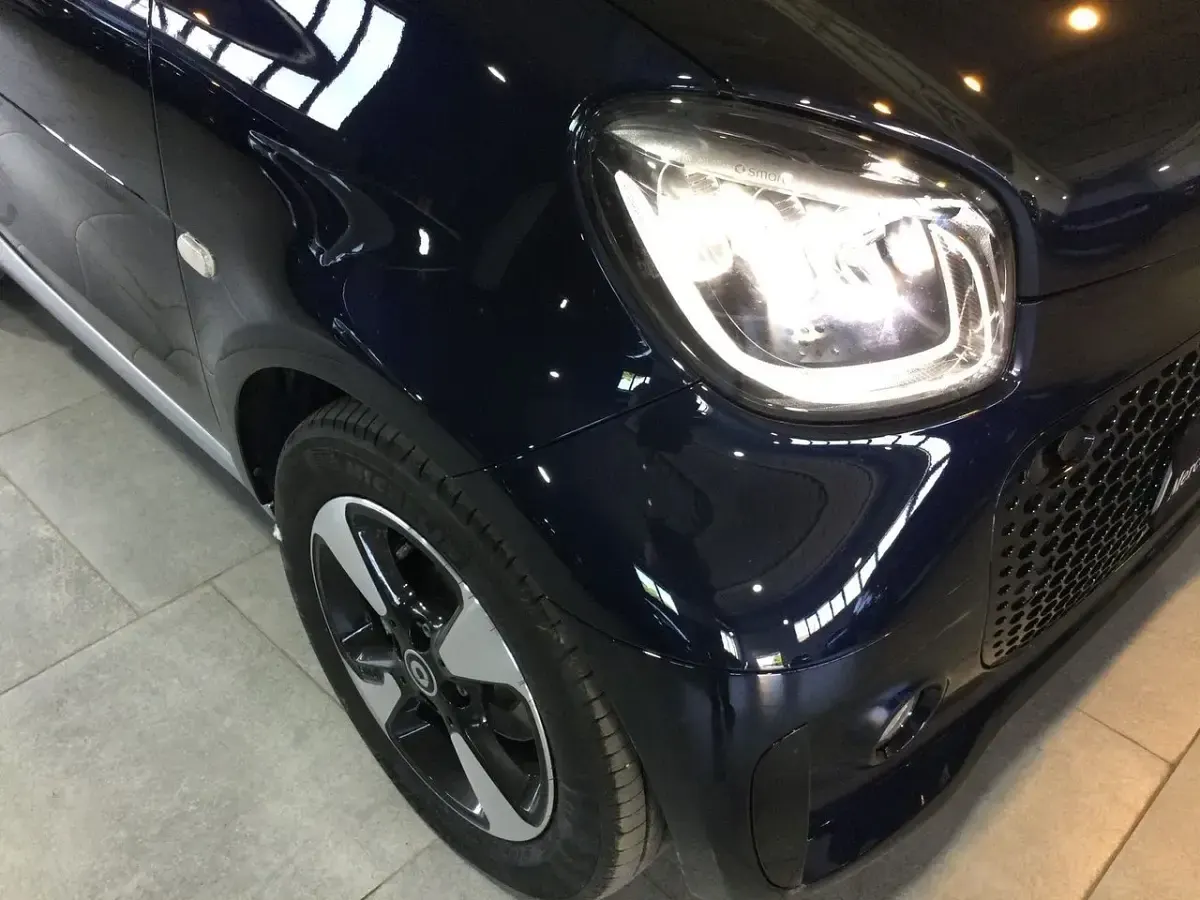 Usata Smart ForTwo Electric Drive Passion 41 kW (56 CV) 2023 Blu Coupé