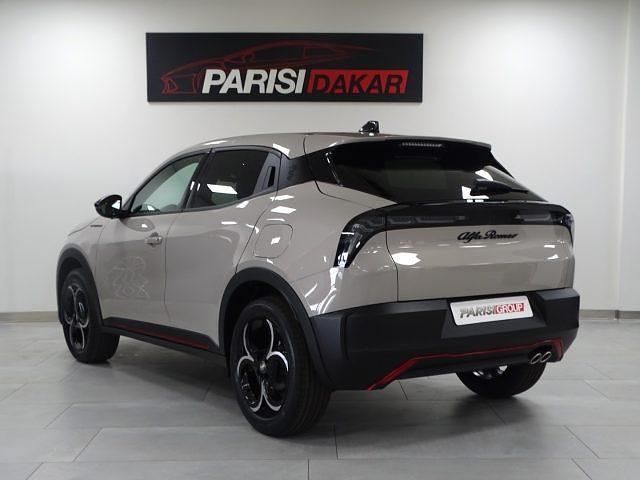 Usata Alfa Romeo Junior Edizione Speciale 145 CV (106 kW) 2024 Beige SUV