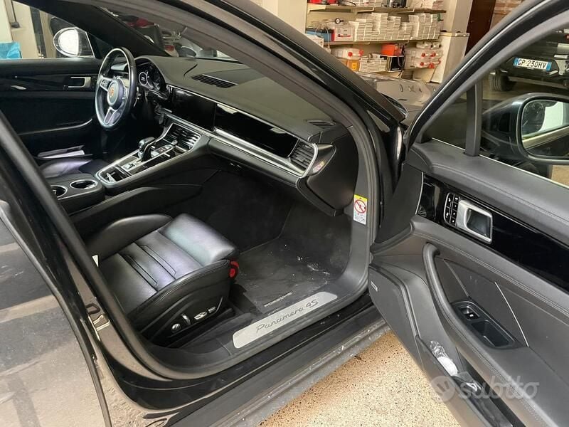 Usata Porsche Panamera 4S 441 CV (324 kW) 2019 Grigio Utilitaria