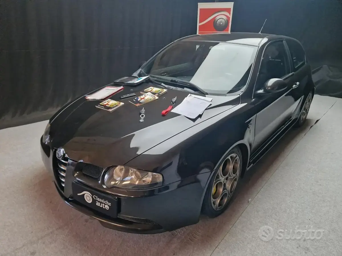 Usata Alfa Romeo 147 GTA 250 CV (183 kW) 2004 Nero Utilitaria