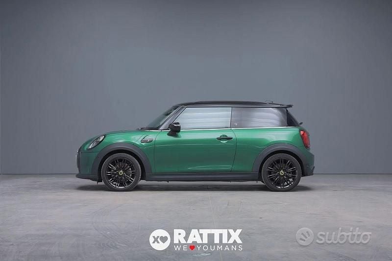 Usata Mini Cooper SE 74 kW (101 CV) 2022 Verde Utilitaria