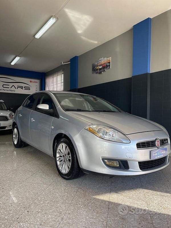 Usata Fiat Bravo Dynamic 120 CV (88 kW) 2008 Grigio Utilitaria