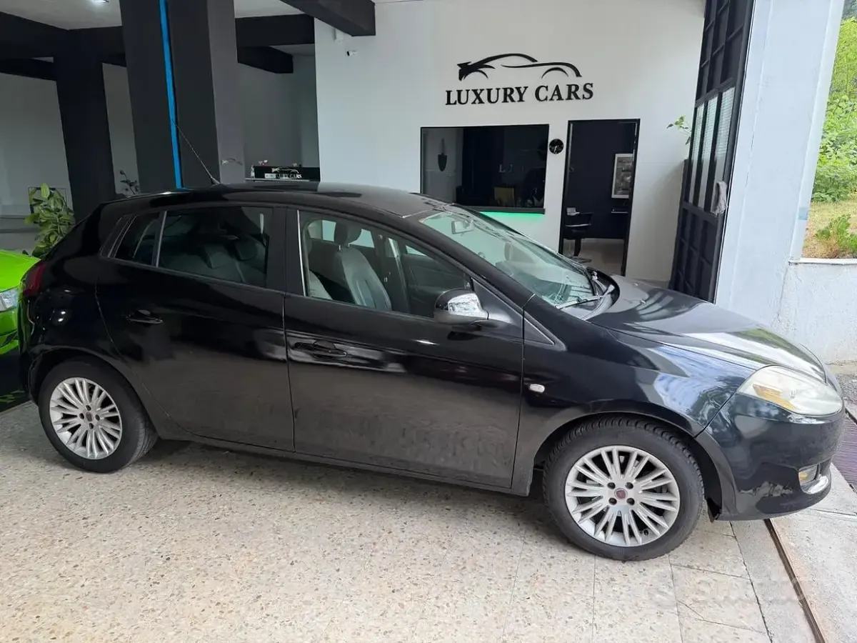 Usata Fiat Bravo 120 CV (88 kW) 2009 Utilitaria