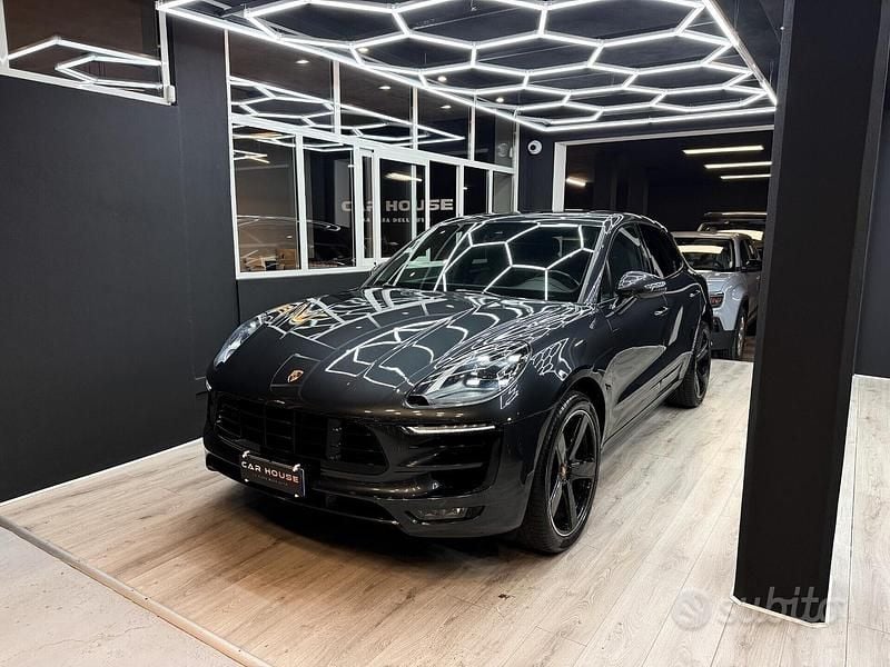 Usata Porsche Macan 252 CV (185 kW) 2018 Grigio SUV