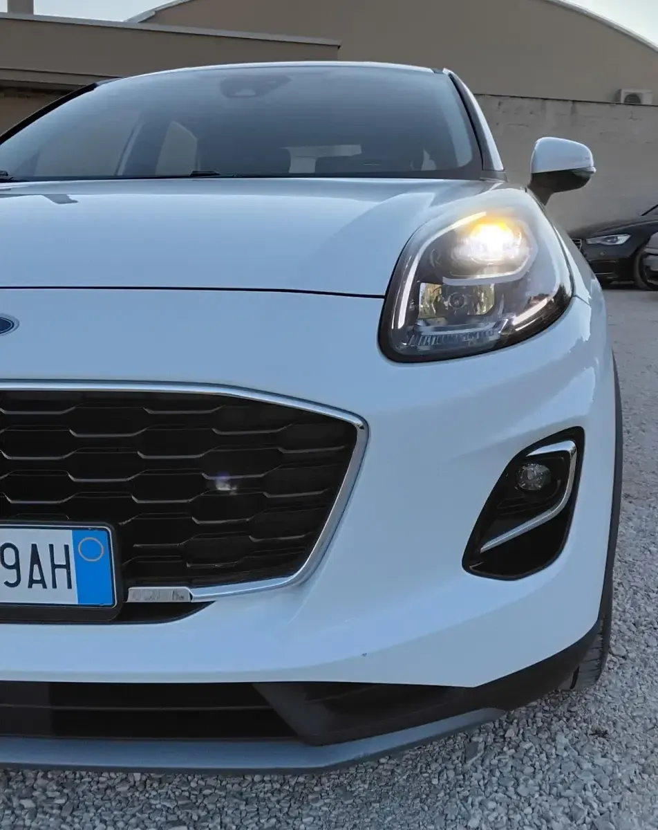 Usata Ford Puma Titanium 125 CV (91 kW) 2024 Bianco SUV