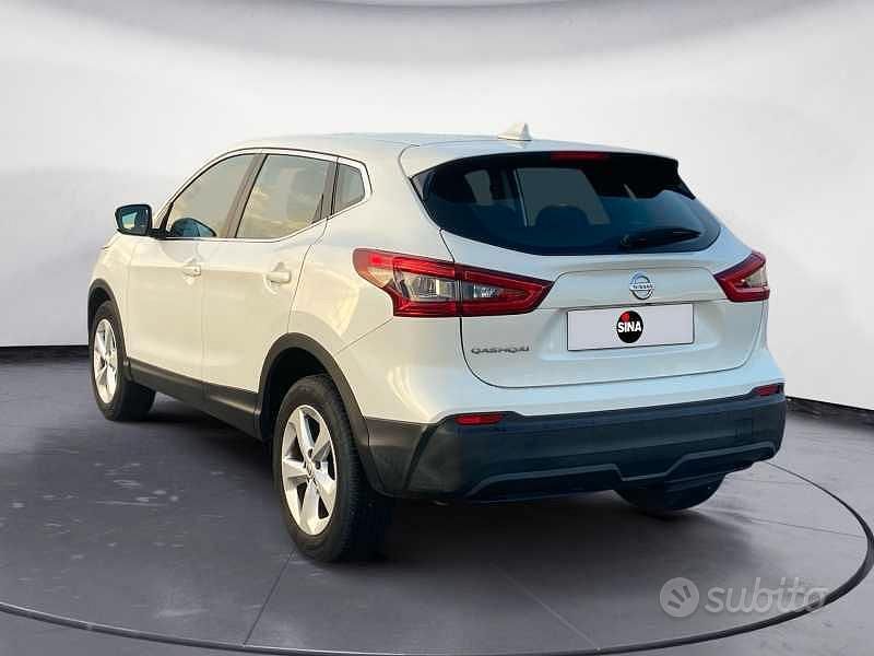 Usata Nissan Qashqai Acenta 116 CV (85 kW) 2019 Bianco SUV