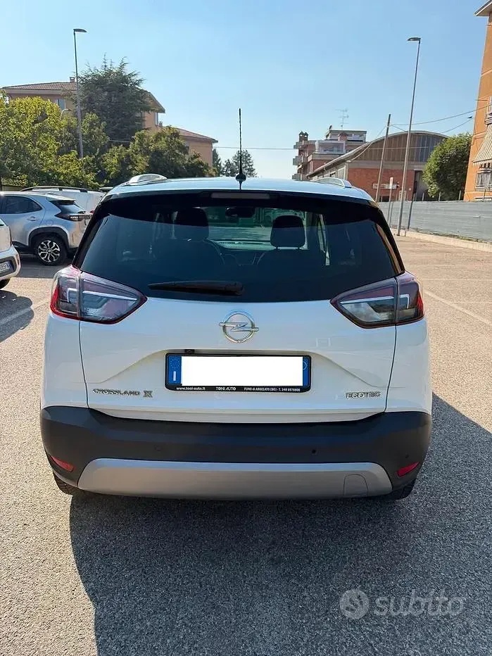 Usata Opel Crossland X 110 CV (80 kW) 2019 Bianco SUV