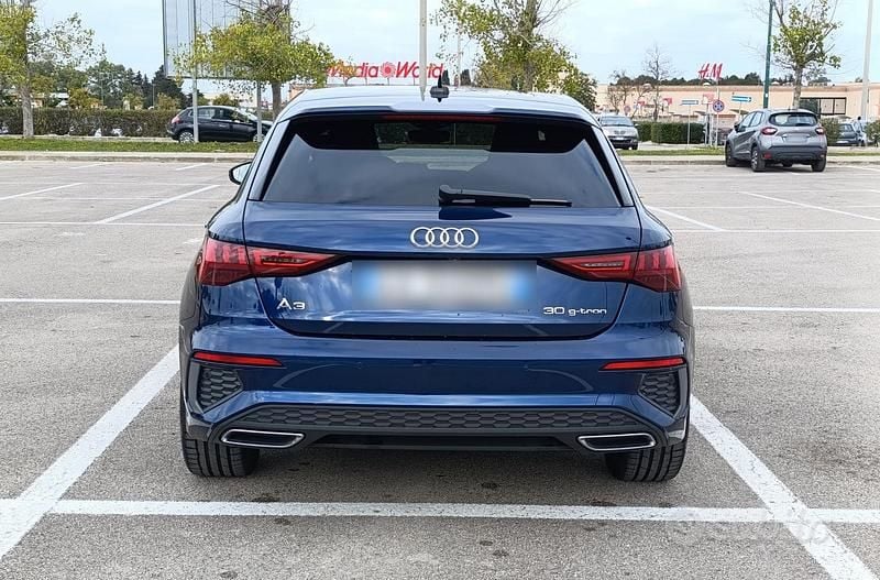 Usata Audi A3 Sportback g-tron S-Line 131 CV (96 kW) 2022 Blu Utilitaria