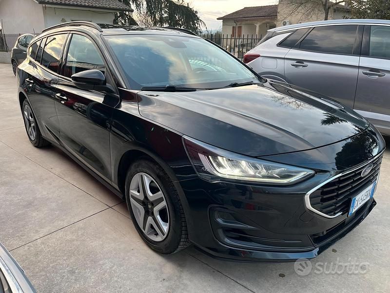 Usata Ford Focus Active 120 CV (88 kW) 2022 Nero Station wagon