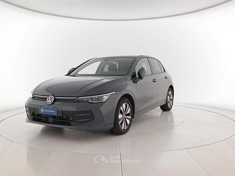 Usata VW Golf VIII Edition 116 CV (85 kW) 2024 Dolphin grey metallizzato Berlina